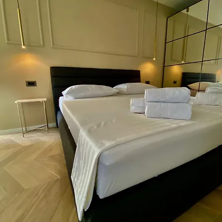 Apartment 5 *