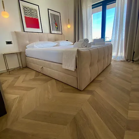 5 Makarska