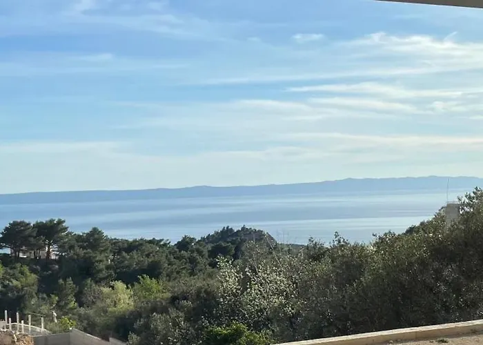 5 Makarska