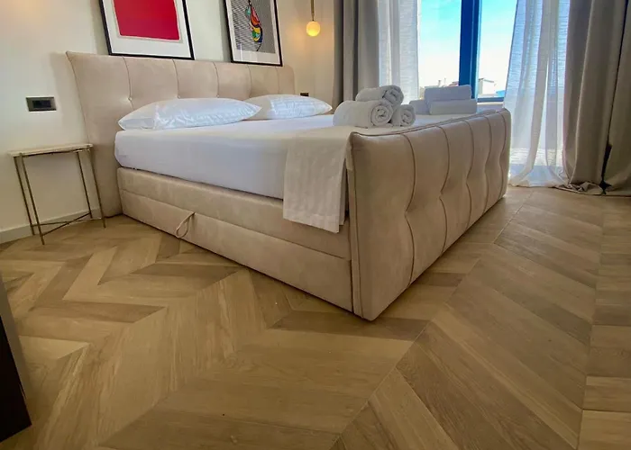 5 Makarska